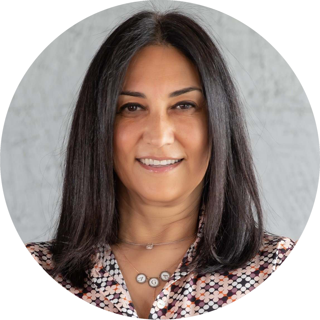 Nüket KÜÇÜKEL EZBERCİ