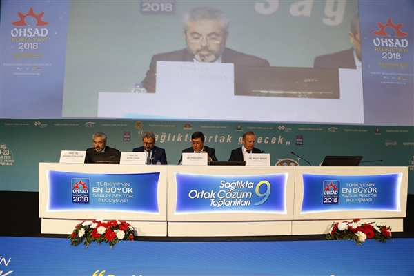 Sağlık Hizmetlerinde Planlama ve Afiliasyon paneli Medipol Üniversitesi Rektörü Prof. Dr. Sabahattin Aydın'ın moderatörlüğünde gerçekleşti.